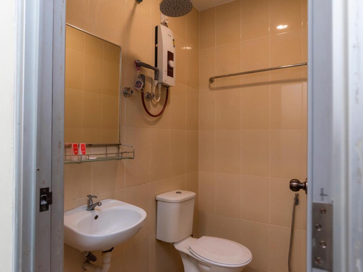Oyo 44095 Bluewater Hotel Mersing Ngoại thất bức ảnh